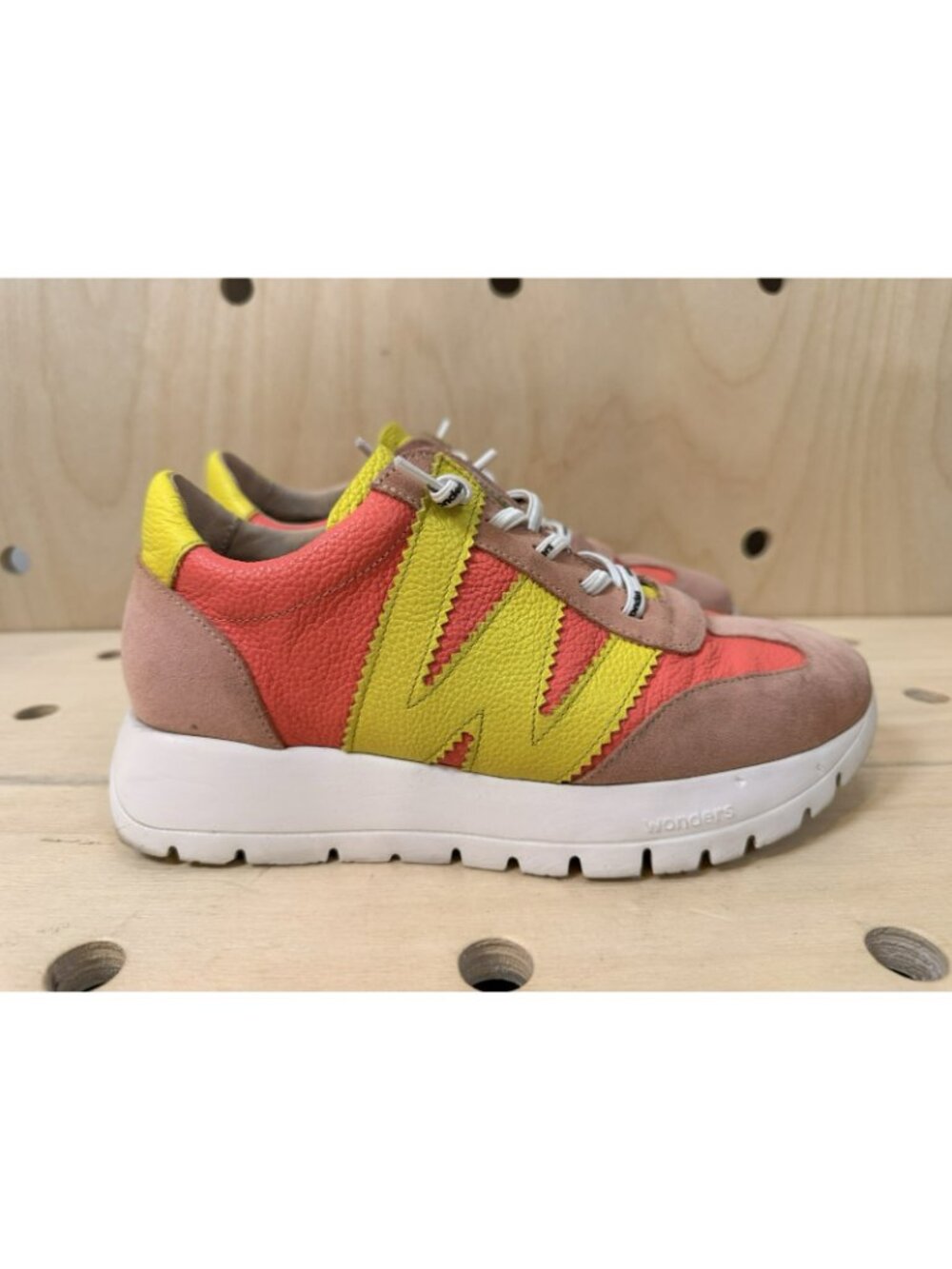 $250 Wonders Racing Coral Combo Racers Running Shoes Leather Wondersfly Gel - Picture 2 of 11
